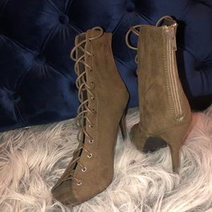 Women’s lace peeped toe heeled booties
